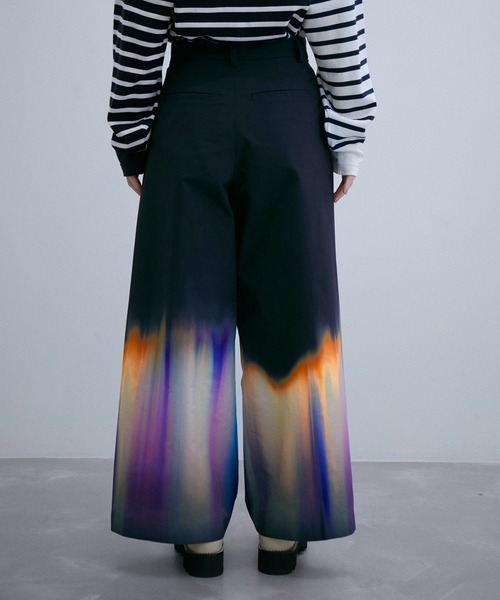 ADAM ET ROPE'（アダムエロペ）の「【サステナブル】グラデーションプリントワイドパンツ（その他パンツ・レディース・ブラック/ピンク系その他2・36/38）」の9枚目の写真