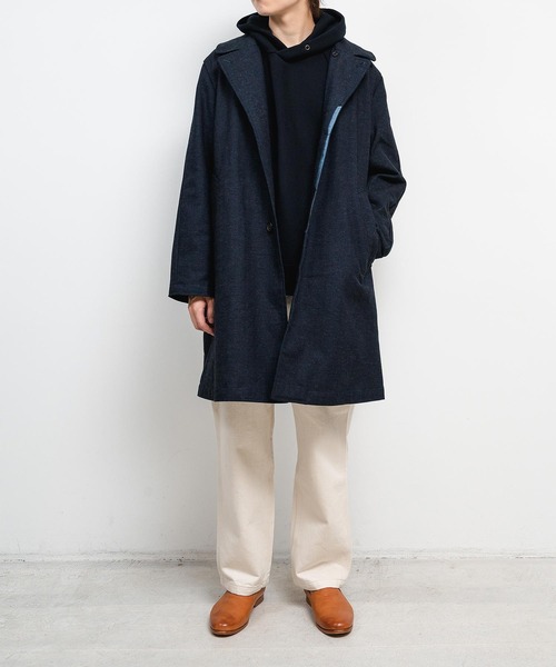 quadro(クオドロ)の「C/Wインディゴへリンボンステンカラーコート(ステンカラーコート・メンズ・インディゴブルー・MEDIUM)」の5枚目の写真