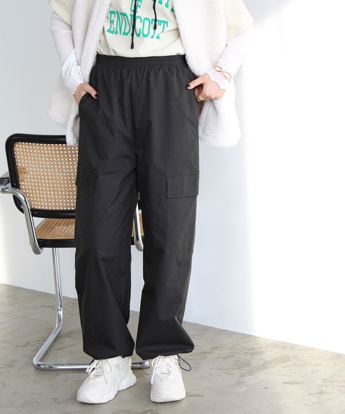 GeeRA(ジーラ)の「裾ドロストカーゴパンツ(カーゴパンツ・レディース・ピンク/ブラック/カーキ・LARGE/MEDIUM/SMALL)」の4枚目の写真