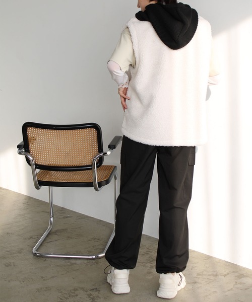 GeeRA(ジーラ)の「裾ドロストカーゴパンツ(カーゴパンツ・レディース・ピンク/ブラック/カーキ・LARGE/MEDIUM/SMALL)」の8枚目の写真