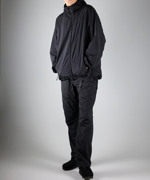 NUMBER (N)INE(ナンバーナイン)の「NUMBER (N)INE/ナンバーナイン TRACK PANTS/ベンチレーション シリコンプリント ナイロントラックパンツ/メッシュ裏地(その他パンツ・メンズ・ブラック/オリーブ/ベージュ・2/4/3)」の15枚目の写真