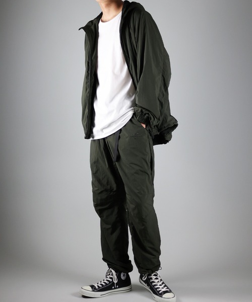 NUMBER (N)INE(ナンバーナイン)の「NUMBER (N)INE/ナンバーナイン TRACK PANTS/ベンチレーション シリコンプリント ナイロントラックパンツ/メッシュ裏地(その他パンツ・メンズ・ブラック/オリーブ/ベージュ・2/4/3)」の21枚目の写真