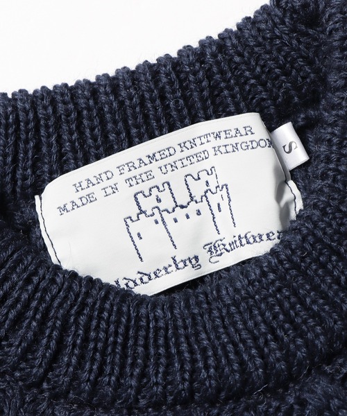 Oldderby Knitwear（オールダービーニットウェア）の「OLDDERBY KNITWEAR/オールドダービーニットウェア ケーブルニットプルオーバー（ニット/セーター・レディース・ネイビー/サンドグレー・S/XL）」の5枚目の写真