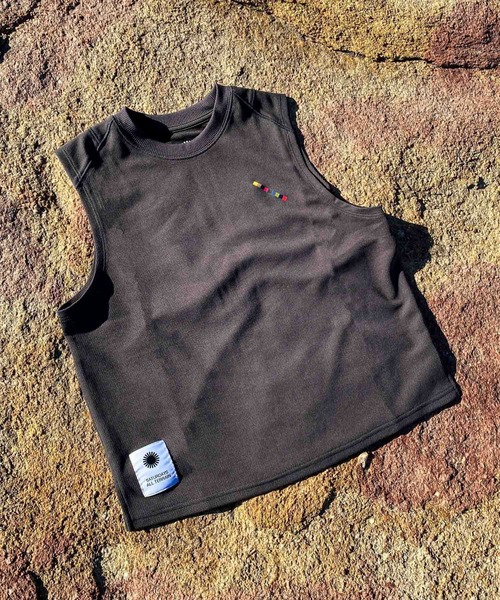 Saturdays NYC(サタデーズ ニューヨークシティ )の「All Terrain Lightweight Cropped Tank(タンクトップ・レディース・ブラック/パープル・L/M/S)」の7枚目の写真