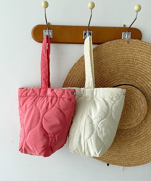 aimoha（アイモハ）の「２WAY　キルト　バケツバッグ（ハンドバッグ・レディース・ホワイト/ピンク/ブラック・FREE）」の17枚目の写真