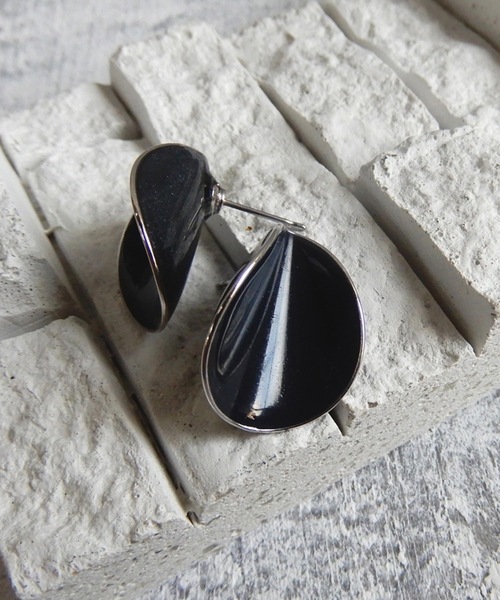 The Rule（ザルール）の「The Rule ザルール : OAK rolled pierced earring : オークロールピアス（ピアス（両耳用）・レディース・オレンジ/ネイビー/ダークグリーン/グレー/ホワイト/ワインレッド/モカ・FREE）」の12枚目の写真
