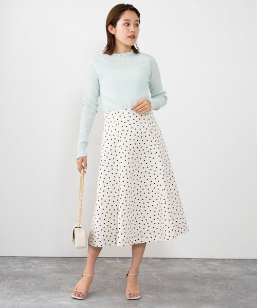 NOLLEY’S(ノーリーズ)の「リンクルラップトリコットハイネックプルオーバーカットソー(Tシャツ/カットソー・レディース・グリーン/アイボリー/ライトブルー/ネイビー/オフホワイト・38)」の10枚目の写真