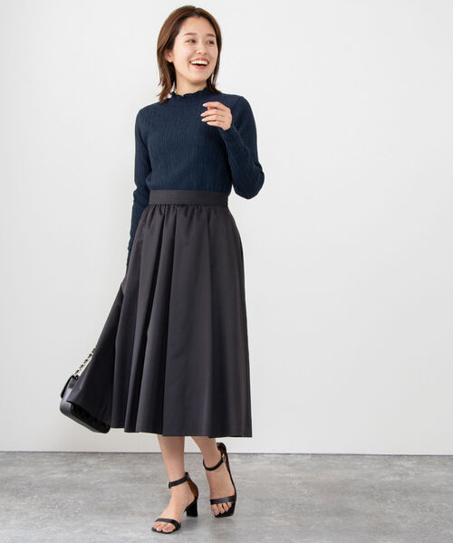 NOLLEY’S(ノーリーズ)の「リンクルラップトリコットハイネックプルオーバーカットソー(Tシャツ/カットソー・レディース・グリーン/アイボリー/ライトブルー/ネイビー/オフホワイト・38)」の11枚目の写真