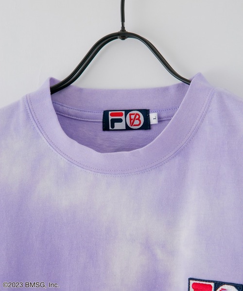 FILA(フィラ)の「【FILA/フィラ】【BE:FIRST/ビーファースト】コラボ プリントタイダイ ビッグシルエット Tシャツ ノベルティー付き(Tシャツ/カットソー・メンズ・パープル/サックスブルー/ピンク・MEDIUM/LARGE)」の13枚目の写真