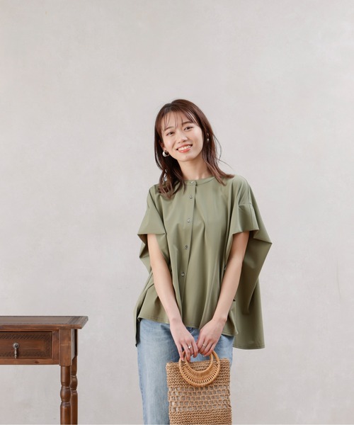 Chez toi（シェトワ）の「360度ストレッチバンドカラーシャツ（シャツ/ブラウス・レディース・オフホワイト/ブラック/カーキ・FREE）」の5枚目の写真