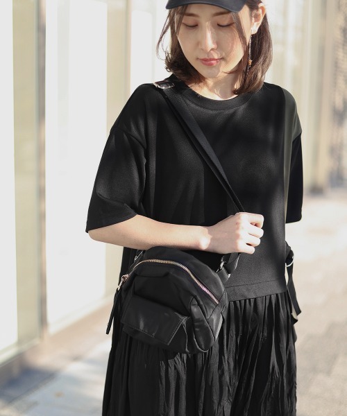 Bou Jeloud（ブージュルード）の「【はあちゅう×Bou Jeloud】ナイロンミニバッグ（ショルダーバッグ・レディース・アイボリー/ブラック・ONESIZE）」の5枚目の写真