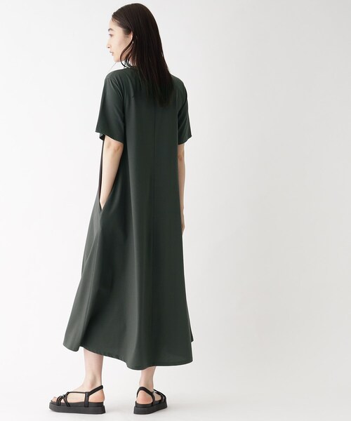 OPAQUE.CLIP（オペークドットクリップ）の「◆カットソーロングワンピース【イージーケア/洗濯機洗い可】（ワンピース・レディース・サンドベージュ/ブラック/チャコールグレー・36/42/40/38）」の21枚目の写真