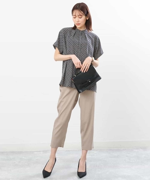 MK MICHEL KLEIN（エムケーミッシェルクラン）の「ベルト付き