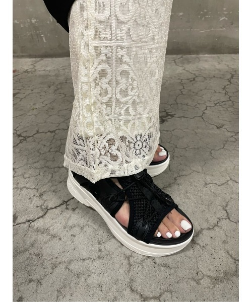 ORiental TRaffic（オリエンタルトラフィック）の「メッシュスポーツサンダル（サンダル・レディース・ベージュ/ブラック・M/L/XL/S）」の21枚目の写真