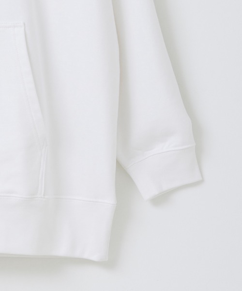 STRAY SHEEP（ストレイシープ）の「[STRAY SHEEP]スージー・ズー×STRAY SHEEP パーカー（パーカー・レディース・ホワイト系/ホワイト系1・X-LARGE/LARGE/MEDIUM）」の10枚目の写真