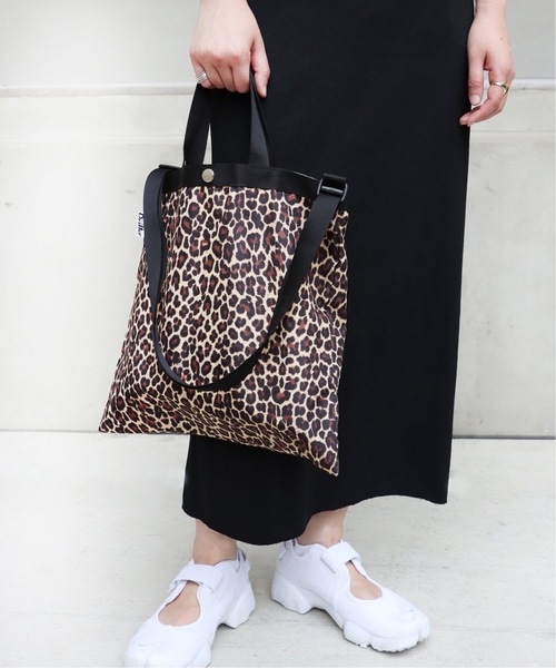 Drifter(ドリフター)の「《WEB限定追加3》【Drifter/ドリフター】 ELEMENTARY TOTE:トートバッグ(トートバッグ・レディース・ベージュ・FREE)」の3枚目の写真