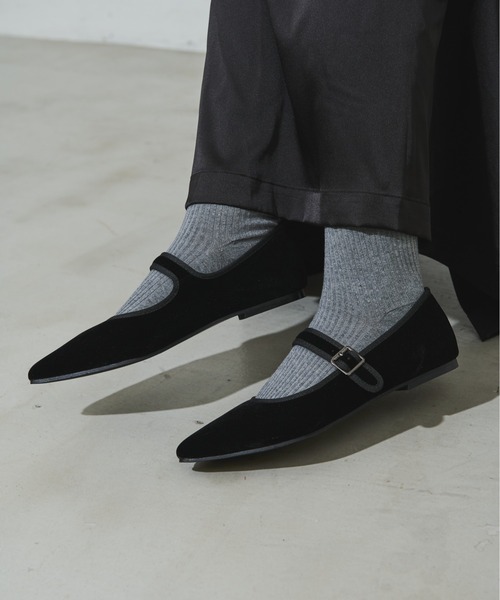 Aunt Marie's（アントマリーズ）の「ベロアポインテッドストラップパンプス（パンプス・レディース・ブルー/グリーン/ブラック・S/L/M）」の8枚目の写真