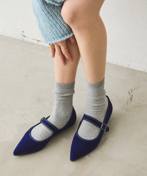 Aunt Marie's（アントマリーズ）の「ベロアポインテッドストラップパンプス（パンプス・レディース・ブルー/グリーン/ブラック・S/L/M）」の21枚目の写真