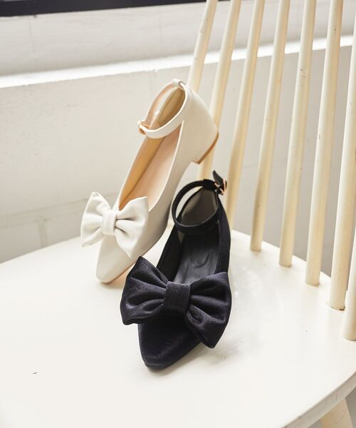 MAJESTIC LEGON（マジェスティックレゴン）の「【WEB限定XLサイズあり】取り外しできるリボンパンプス（パンプス・レディース・ブラック/アイボリー・LARGE/X-LARGE/MEDIUM/SMALL）」の21枚目の写真