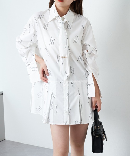 Chico（チコ）の「ネクタイデザインチュニックシャツ（シャツワンピース・レディース・ホワイト/ホワイト系その他2/グレー・FREE）」の2枚目の写真