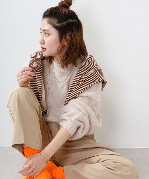 hunch(ハンチ)の「hunch ブークレ3G W/A/N/T 透かし編みPO(ニット/セーター・レディース・ベージュ/オフホワイト/オレンジ/グリーン・FREE)」の4枚目の写真