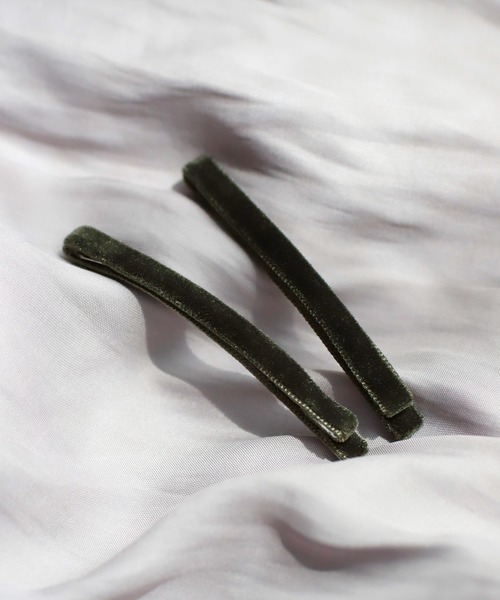 ANEMONE（アネモネ）の「ベロアヘアピン[2本セット]（ヘアピン・レディース・ブラウン/カーキ/ライトピンク/ブラック/ピンク/ダークグレー/グレー/ネイビー/ブルー/パープル・FREE）」の6枚目の写真