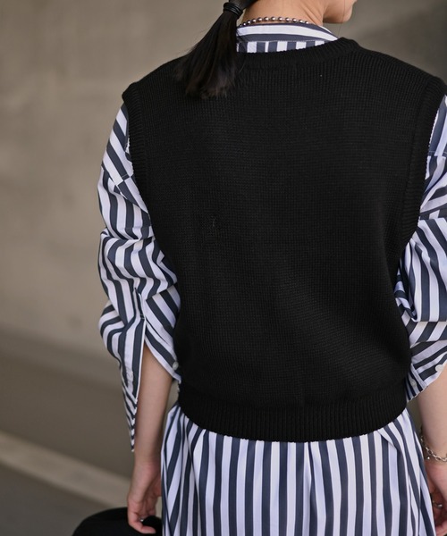 Marient(マリエント)の「Vネックニットベスト(ベスト・レディース・ベージュ/ライトグレー/ブラック・FREE)」の11枚目の写真