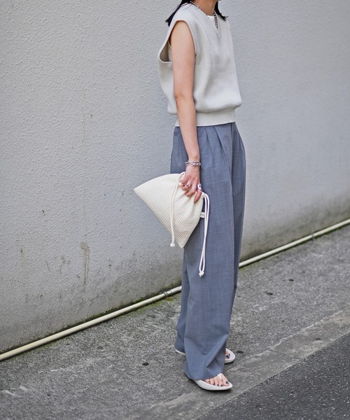 Marient(マリエント)の「Vネックニットベスト(ベスト・レディース・ベージュ/ライトグレー/ブラック・FREE)」の16枚目の写真