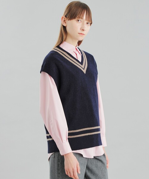 MACKINTOSH PHILOSOPHY（ﾏｯｷﾝﾄｯｼｭ ﾌｨﾛｿﾌｨｰ）の「GREY LABEL チルデンニットベスト（ベスト・レディース・ダークネイビー/ベージュ・6/2）」の3枚目の写真