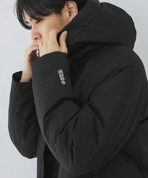 +phenix（プラスフェニックス）の「【+phenix / プラスフェニックス】別注 GORE-TEX ダウンブルゾン（ダウンジャケット/コート・メンズ・ベージュ/ブラック・MEDIUM/LARGE/SMALL）」の19枚目の写真