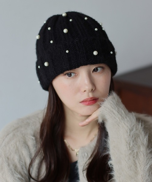 BLUEEAST(ブルーイースト)の「パール付きリブニット帽(ニットキャップ/ビーニー・レディース・モカ/グレー/ブラック/ホワイト・FREE)」の3枚目の写真