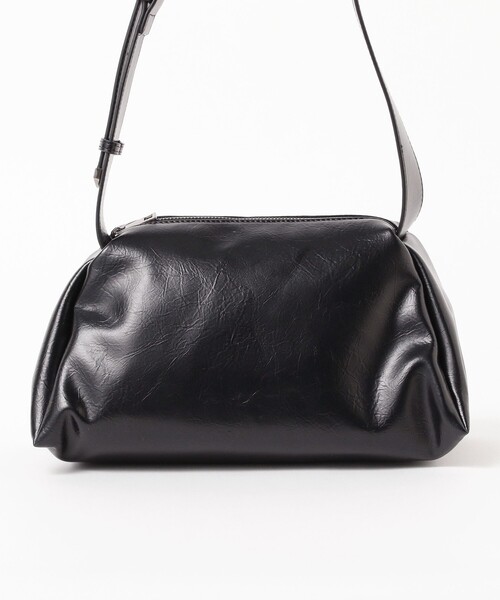 Ray BEAMS(レイビームス)の「リンクル バッグ(ショルダーバッグ・レディース・ホワイト/ブラック・ONE SIZE)」の21枚目の写真