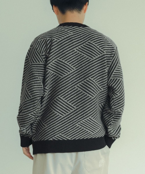 ITEMS URBANRESEARCH（アイテムズ アーバンリサーチ）の「マシンウォッシャブル バイヤスジオメ ニット（ニット/セーター・メンズ・ブラック/ブラウン/イエロー・LARGE/MEDIUM）」の15枚目の写真