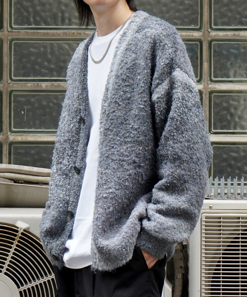 Confirm（コンファーム）の「レトロライク ビッグシルエット グラデーションブークレ ボリューム ニットカーディガン 【Confirm】（カーディガン/ボレロ・メンズ・その他/ブラック/ブルー・M/L）」の13枚目の写真