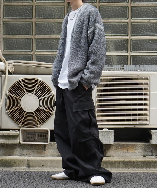 Confirm（コンファーム）の「レトロライク ビッグシルエット グラデーションブークレ ボリューム ニットカーディガン 【Confirm】（カーディガン/ボレロ・メンズ・その他/ブラック/ブルー・M/L）」の6枚目の写真