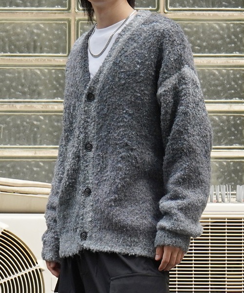 Confirm（コンファーム）の「レトロライク ビッグシルエット グラデーションブークレ ボリューム ニットカーディガン 【Confirm】（カーディガン/ボレロ・メンズ・その他/ブラック/ブルー・M/L）」の16枚目の写真