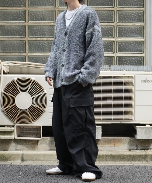 Confirm（コンファーム）の「レトロライク ビッグシルエット グラデーションブークレ ボリューム ニットカーディガン 【Confirm】（カーディガン/ボレロ・メンズ・その他/ブラック/ブルー・M/L）」の7枚目の写真