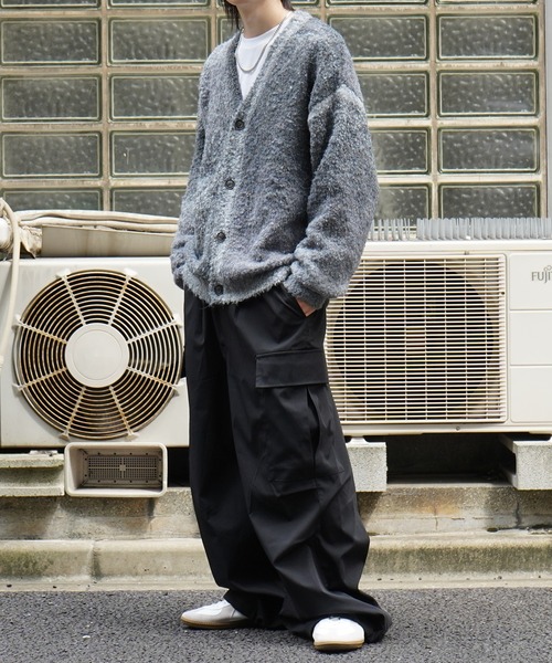 Confirm（コンファーム）の「レトロライク ビッグシルエット グラデーションブークレ ボリューム ニットカーディガン 【Confirm】（カーディガン/ボレロ・メンズ・その他/ブラック/ブルー・M/L）」の9枚目の写真