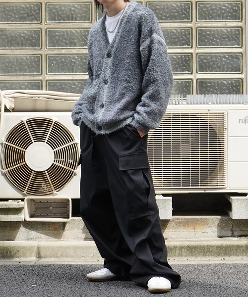 Confirm（コンファーム）の「レトロライク ビッグシルエット グラデーションブークレ ボリューム ニットカーディガン 【Confirm】（カーディガン/ボレロ・メンズ・その他/ブラック/ブルー・M/L）」の10枚目の写真