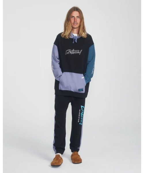 TCSS(ティーシーエスエス)の「HOODIE/Critical Slide(クリティカルスライド)TCSSオーバーサイズシルエットカラーブロッキングプルオーバーフーディ(パーカー・メンズ・ブラック・MEDIUM/LARGE/X-LARGE/SMALL)」の6枚目の写真