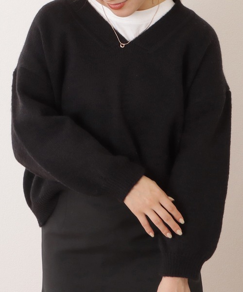 Lace Ladies(レースレディース)の「ソフトタッチ深Vネック長袖ニットプルオーバー(ニット/セーター・レディース・ベージュ/アイボリー/グレー/ブラック・S/FREE)」の10枚目の写真