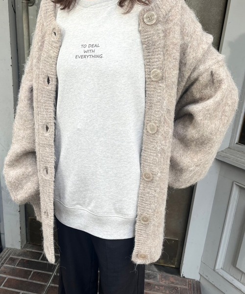 cuorequal（クオレコール）の「シンプル英字ロゴスウェット（スウェット・レディース・グレー・LARGE/MEDIUM）」の4枚目の写真