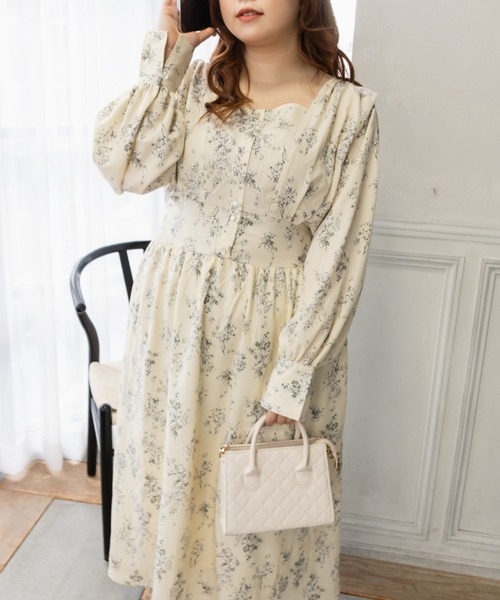 CLETTE(クレット)の「タックデザイン花柄ワンピース(ワンピース・レディース・オフホワイト/イエロー/ブラック・LL/3L/4L)」の13枚目の写真
