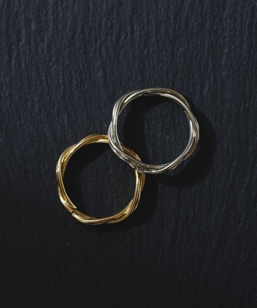 BIRTHDAY BAR(バースデイバー)の「Wave Cross Ring(リング・レディース・ゴールド/シルバー・フリー)」の8枚目の写真