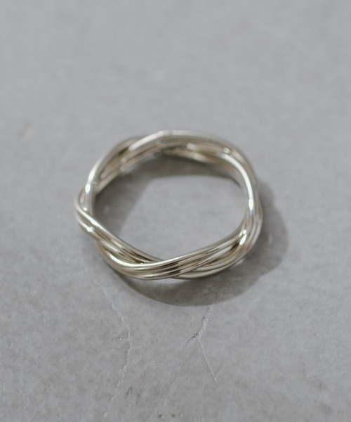 BIRTHDAY BAR(バースデイバー)の「Wave Cross Ring(リング・レディース・ゴールド/シルバー・フリー)」の4枚目の写真