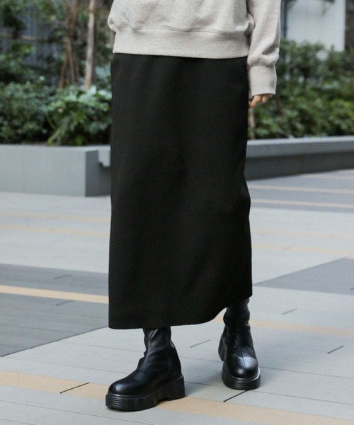 LAKOLE（ラコレ）の「12ゲージニットナロースカート / 997315（スカート・レディース・グレー/ラベンダー/ブラック・SMALL/MEDIUM）」の2枚目の写真