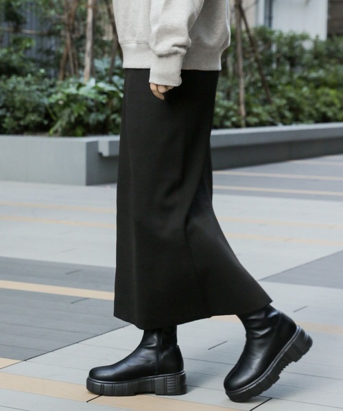 LAKOLE（ラコレ）の「12ゲージニットナロースカート / 997315（スカート・レディース・グレー/ラベンダー/ブラック・SMALL/MEDIUM）」の6枚目の写真