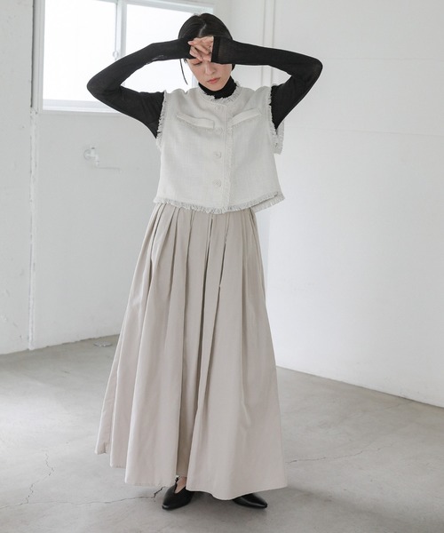 select MOCA(セレクトモカ)の「タックマキシフレアスカート(スカート・レディース・ベージュ/ブラック/ライトグレー・FREE)」の13枚目の写真