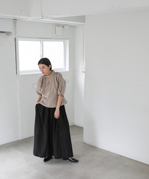 select MOCA(セレクトモカ)の「タックマキシフレアスカート(スカート・レディース・ベージュ/ブラック/ライトグレー・FREE)」の21枚目の写真