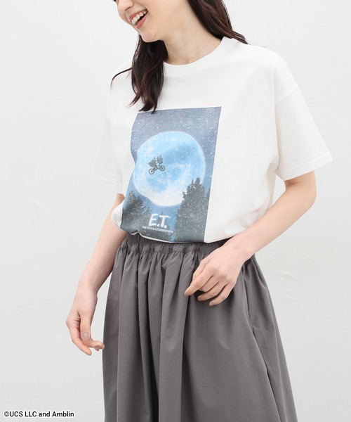 Honeys（ハニーズ）の「Ｅ．Ｔ．／ゆるＴシャツ（Tシャツ/カットソー・レディース・ブラック/オフホワイト/スミクロ・S/M/L/LL）」の5枚目の写真